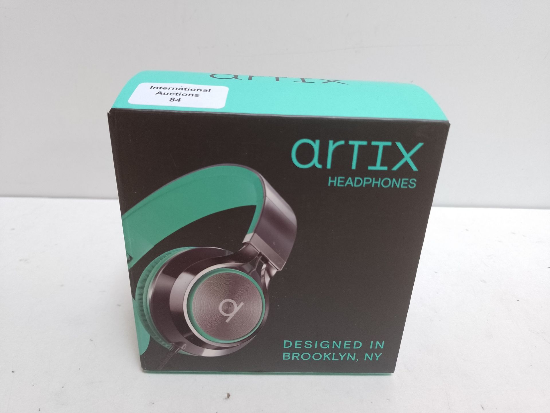 RRP £23.73 Artix CL750 Wired Headphones with Mic & Volume Control - Image 2 of 2