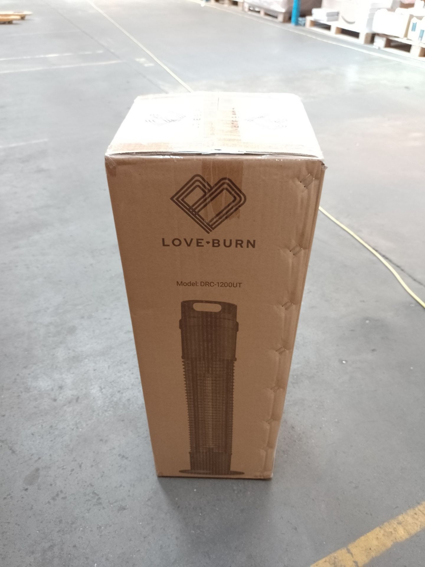 RRP £22.82 Love Burn 1200W Portable Electric Patio Heater - Image 2 of 2