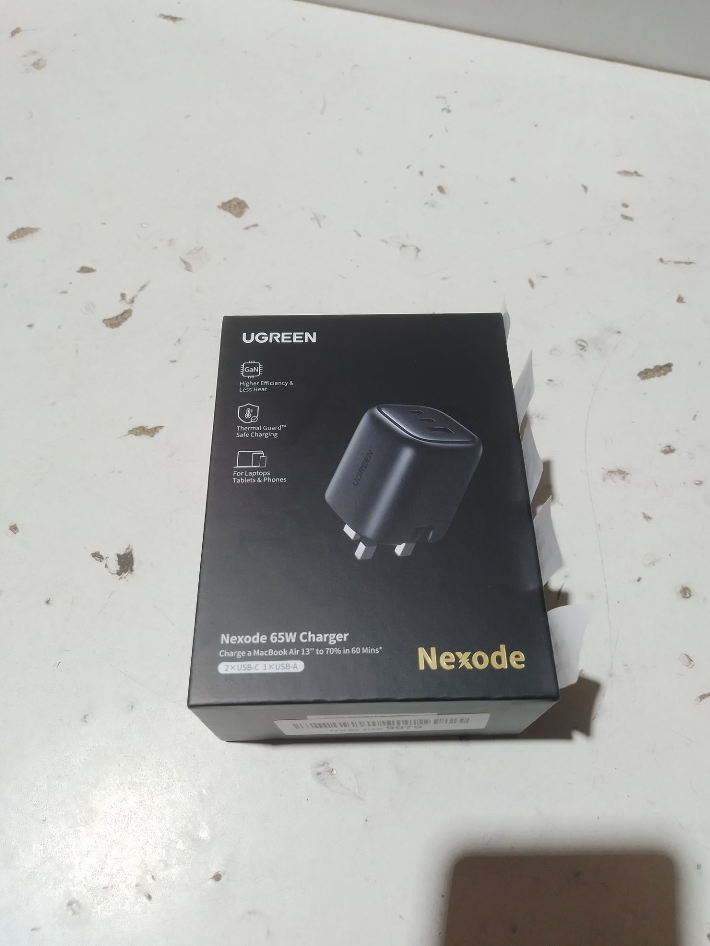 RRP £33.10 UGREEN USB C Charger - Image 2 of 2