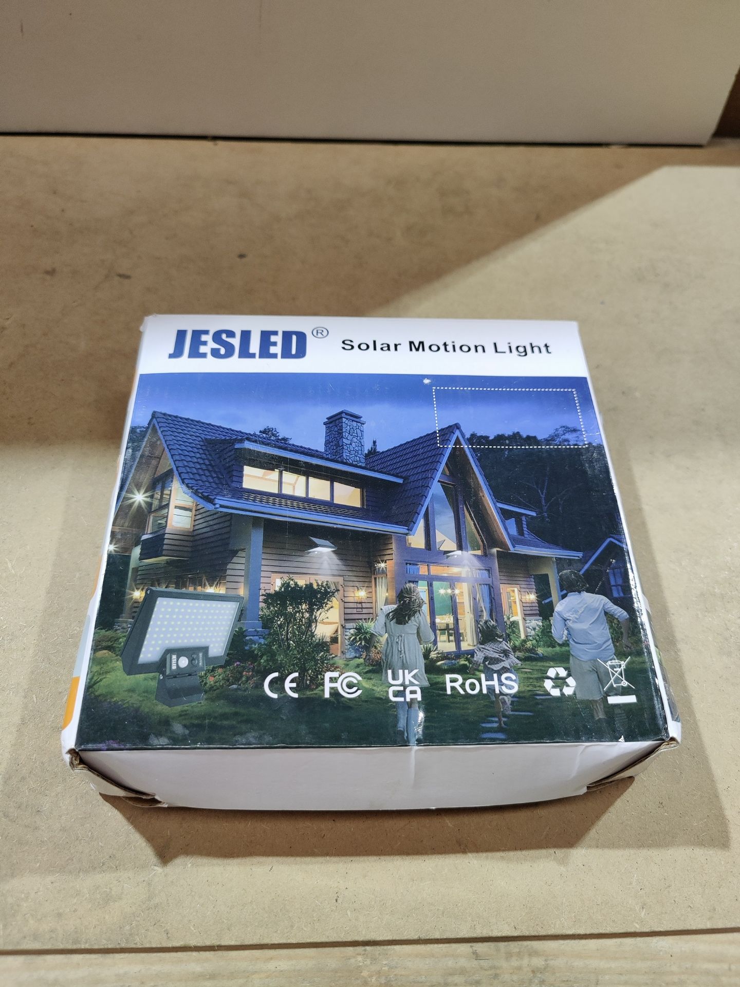 4 Items In This Lot. 4X JESLED SOLAR MOTION LIGHT TOTAL RRP £100