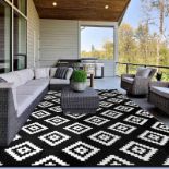 RRP £60.50 Homcomodar Large Outdoor Rugs 245x305cm Outdoor Patio