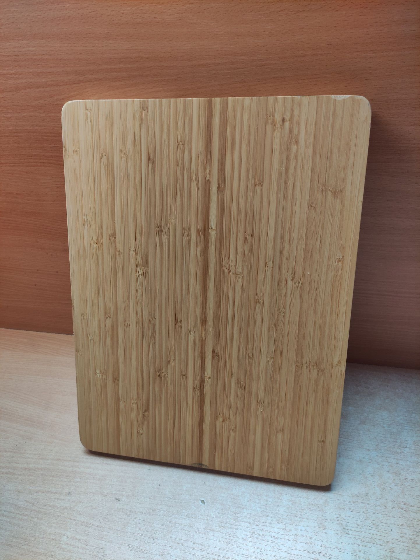 RRP £26.22 Extra Large Bamboo Chopping Board by Harcas. Premium - Image 2 of 2