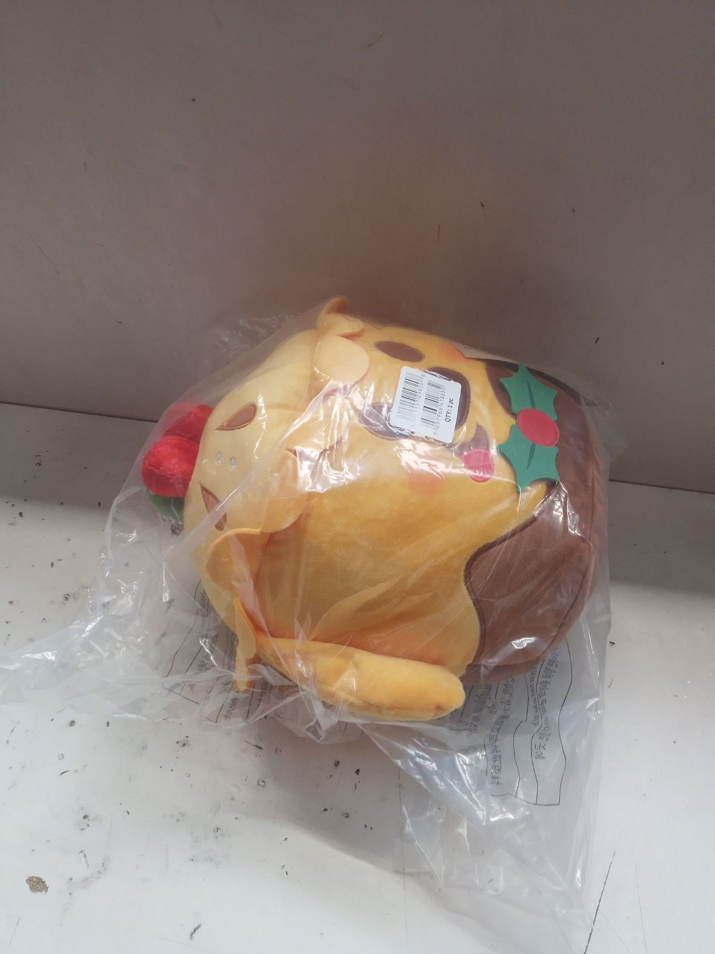 3 Items In This Lot. 3X BURGER PLUSHIE TEDDIES