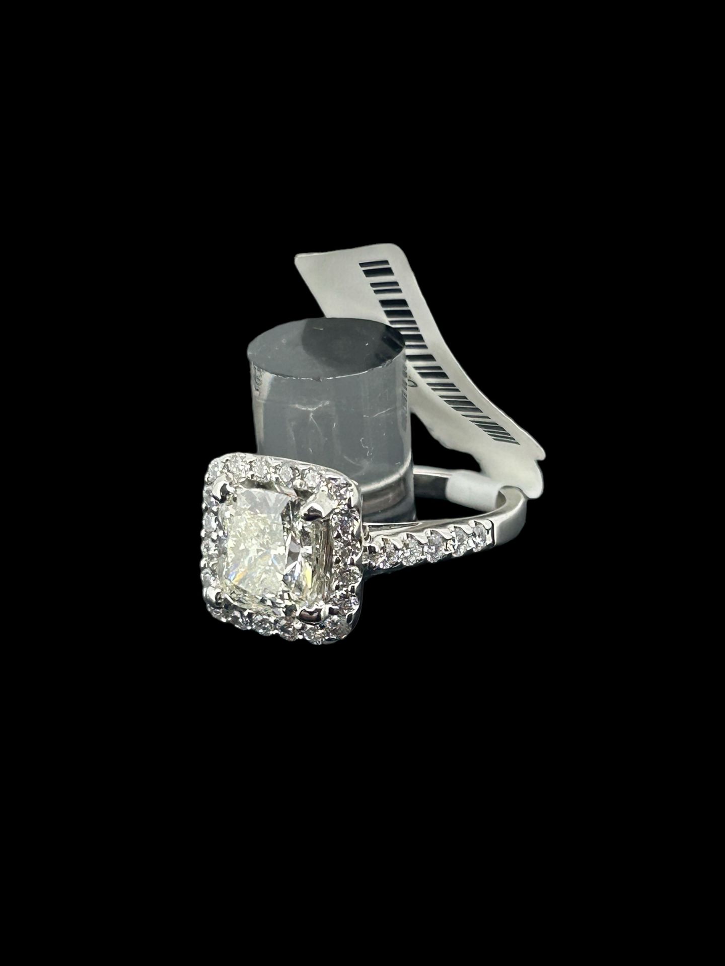 14k white gold ring set with 2.03 carat cushion cut stone and 0.65 diamonds in the shank - Image 2 of 2