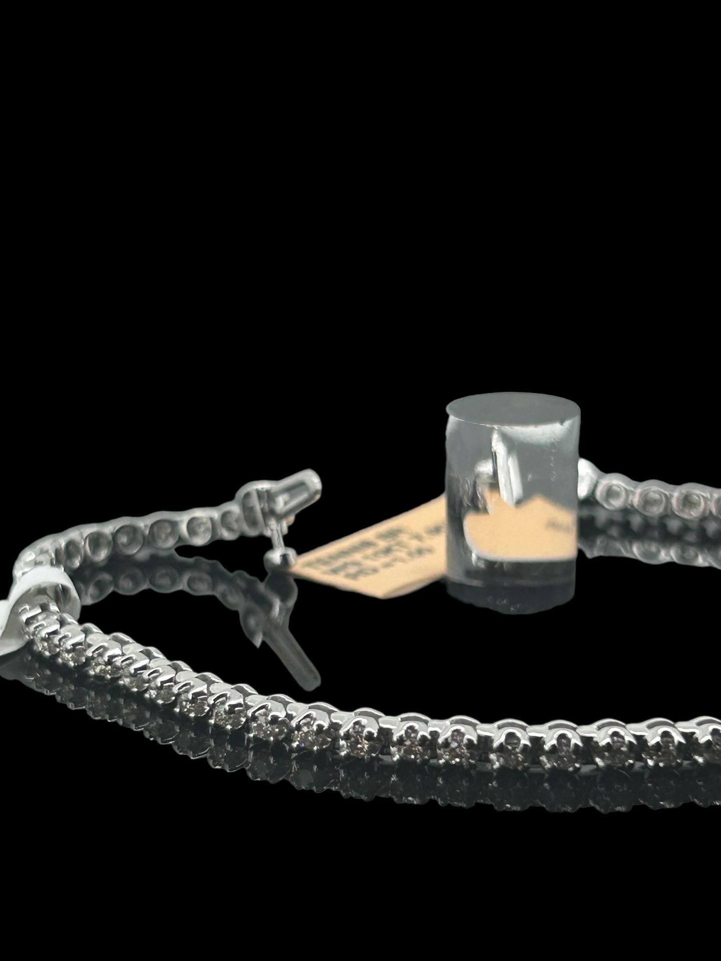 10k white gold bracelet, set with 1 carat of diamonds