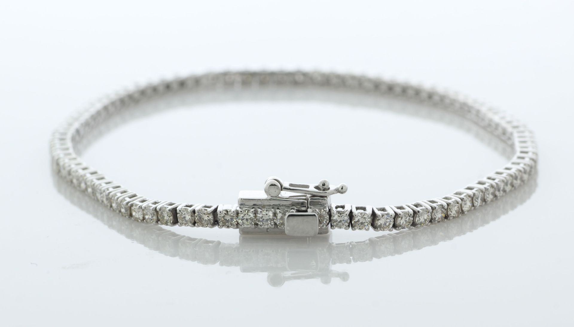 9ct White Gold Tennis Diamond Bracelet 3.00 Carats - Valued By AGI £6,800.00 - A gorgeous 7" diamond - Image 2 of 4