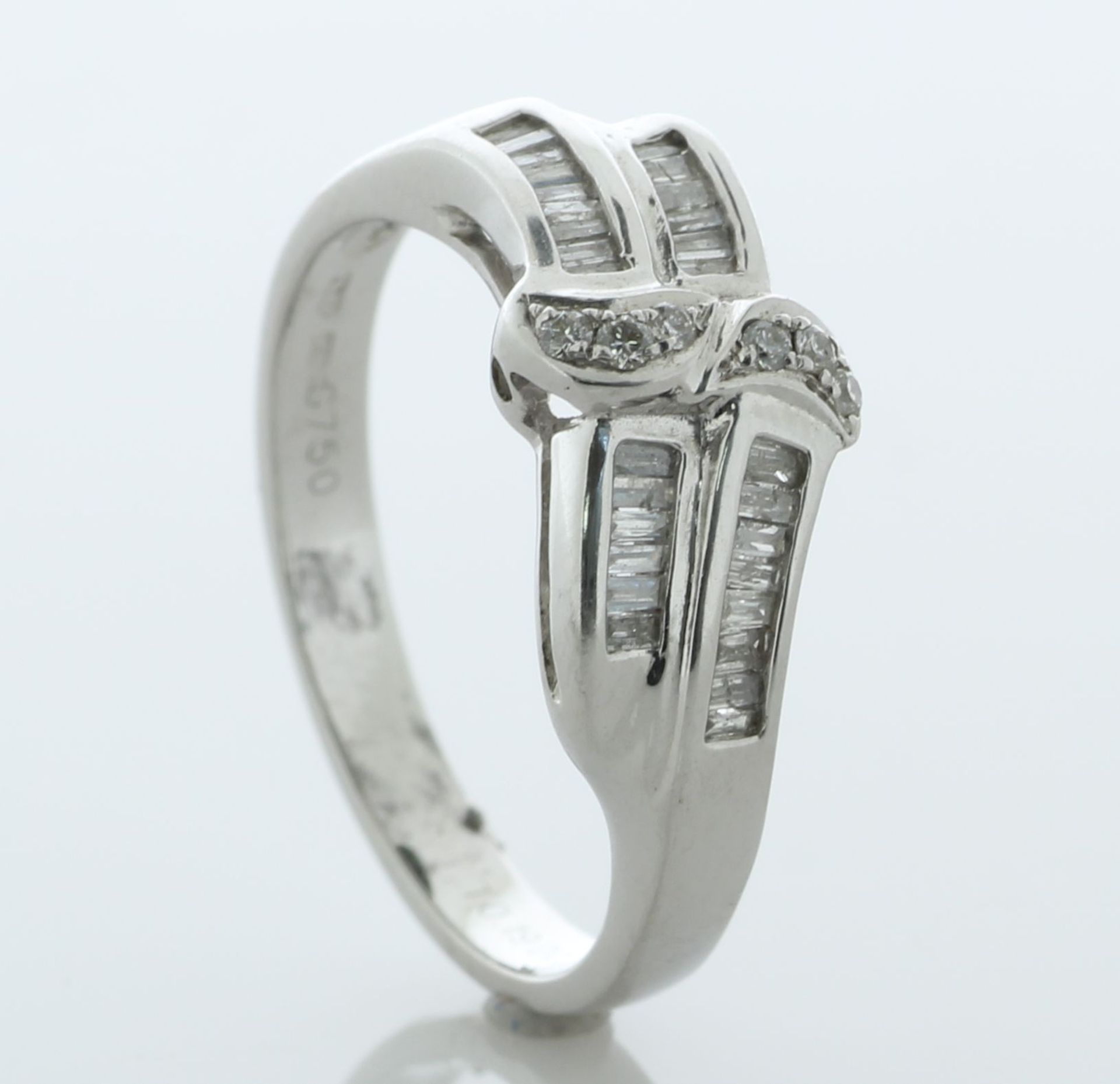 18ct White Gold Diamond 'Bow' Ring 0.23 Carats - Valued By AGI £2,195.00 - A stunning 18ct white