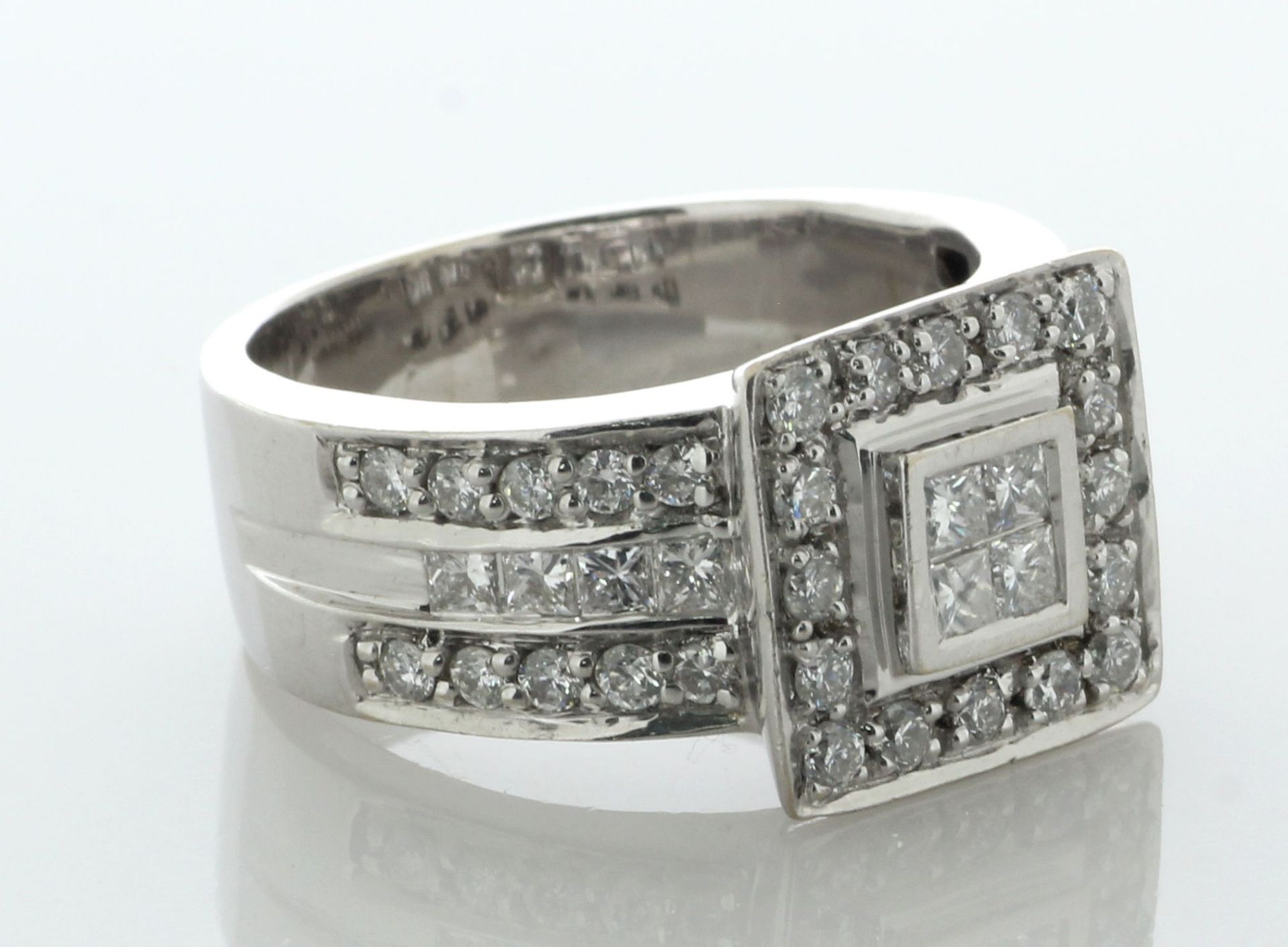 18ct White Gold ILIANA Cluster Diamond Ring 1.50 Carats - Valued By AGI £5,355.00 - A stunning - Image 2 of 7