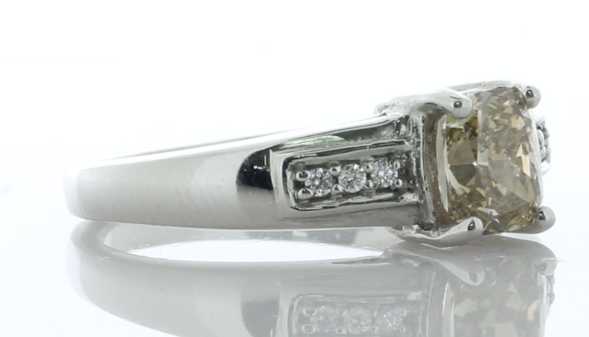 18ct White Gold Iliana Designer Diamond Ring (1.00) 1.12 Carats - Valued By AGI £6,215.00 - One - Image 2 of 7