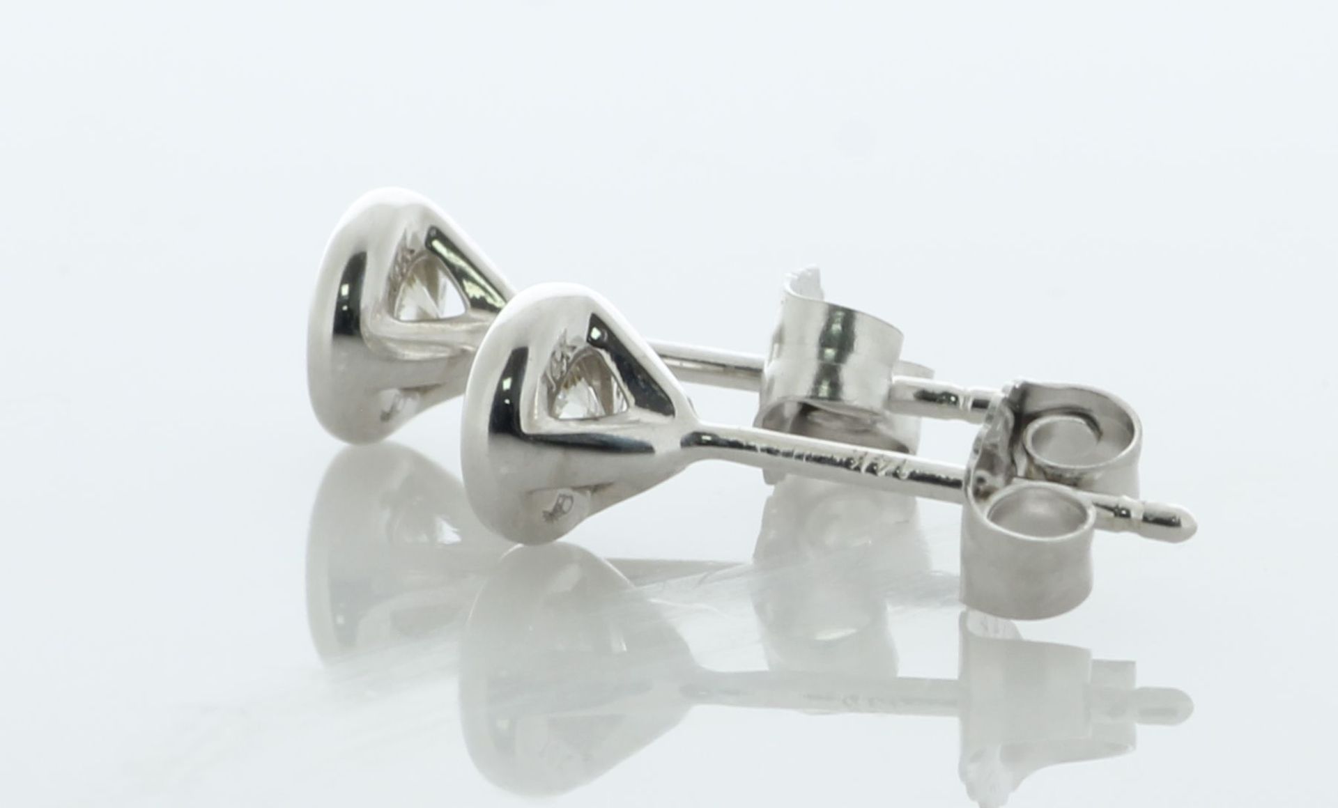 14ct White Gold Solitaire Diamond Earrings 0.60 Carats - Valued By AGI £4,995.00 - A gorgeous paid - Image 3 of 5