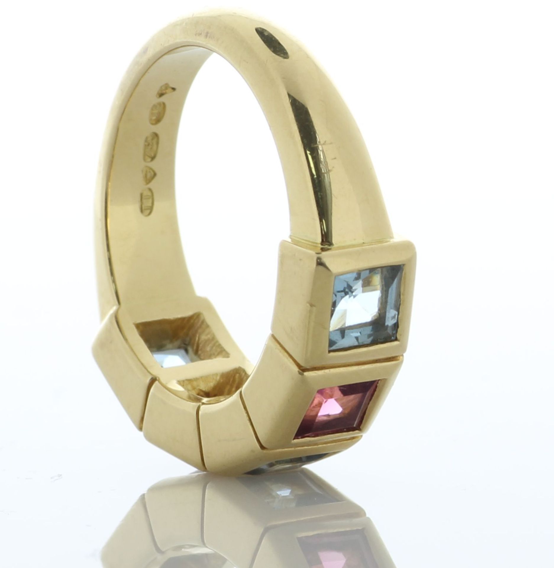 18ct Yellow Gold Aqua And Tourmaline Ring (AM2.00) (T1.2) - Valued By AGI £4,445.00 - A stunning - Image 4 of 5
