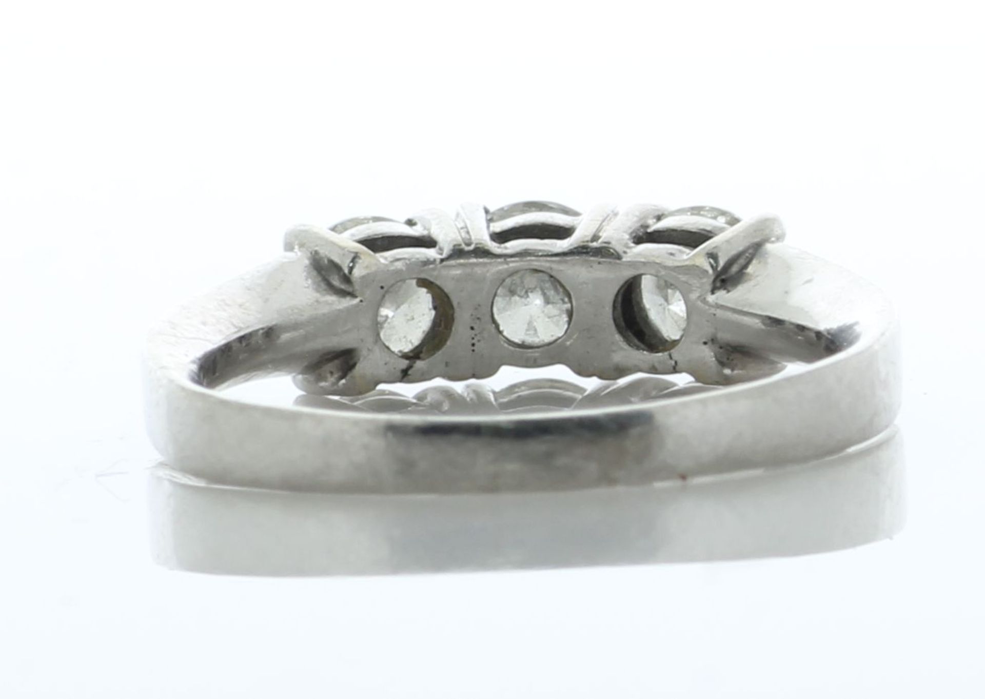 Platinum Three Stone Diamond Ring 1.00 Carats - Valued By AGI £6,100.00 - This platinum three - Image 3 of 5