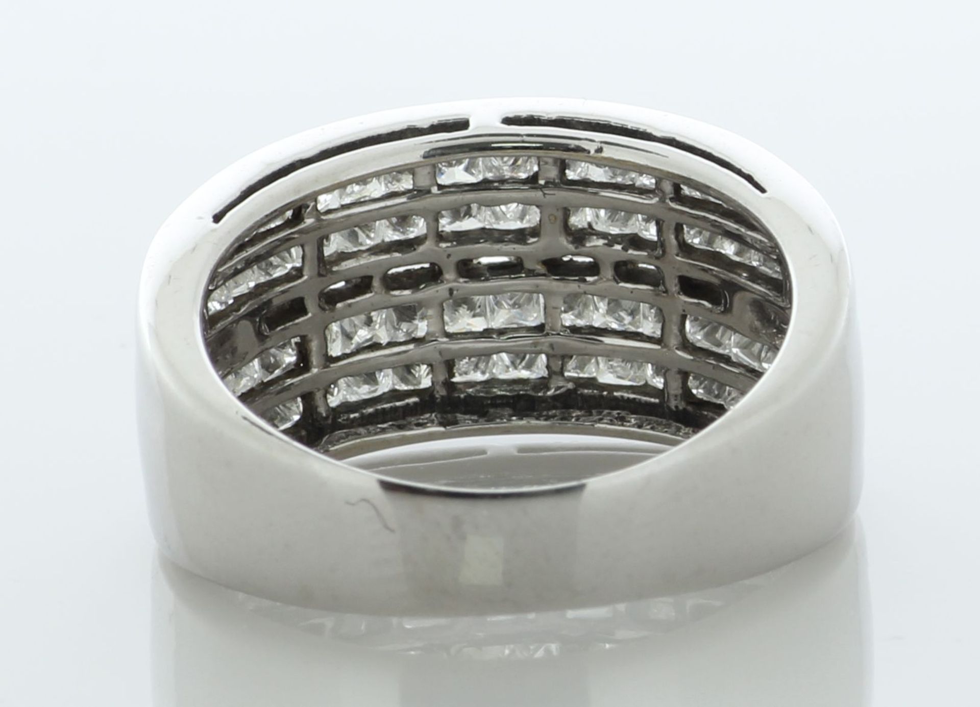 18ct White Gold Ladies Half Eternity Diamond Ring 2.00 Carats - Valued By AGI £6,995.00 - A row of - Image 4 of 5