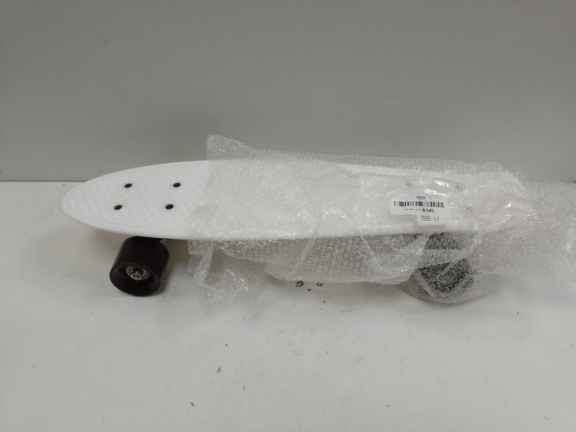 RRP £28.19 SKILEC Skateboard Complete Mini Cruiser 22" Skateboard - Image 2 of 2