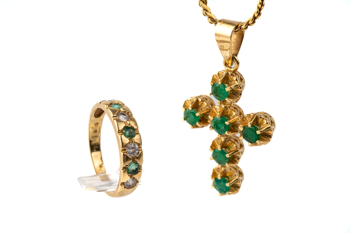 A yellow metal and emerald cross pendant, set with round-cut emeralds in claw settings, unmarked - Image 2 of 5