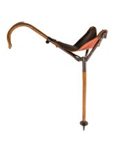 Eduard Kettner Koln hunting shooting stick, stamped to leather. Some small splits to wood. Wear to