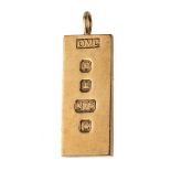 A 9ct yellow gold ingot, Sheffield 1977, gross weight approx 31.2g Generally good, wear commensurate