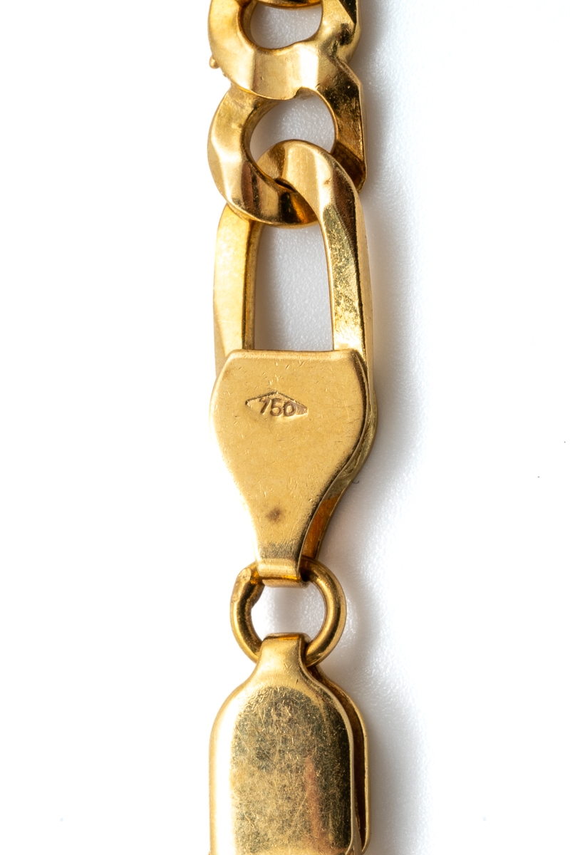An 18ct yellow gold flat link figaro chain necklace and bracelet, stamped 750, total gross weight - Image 3 of 3