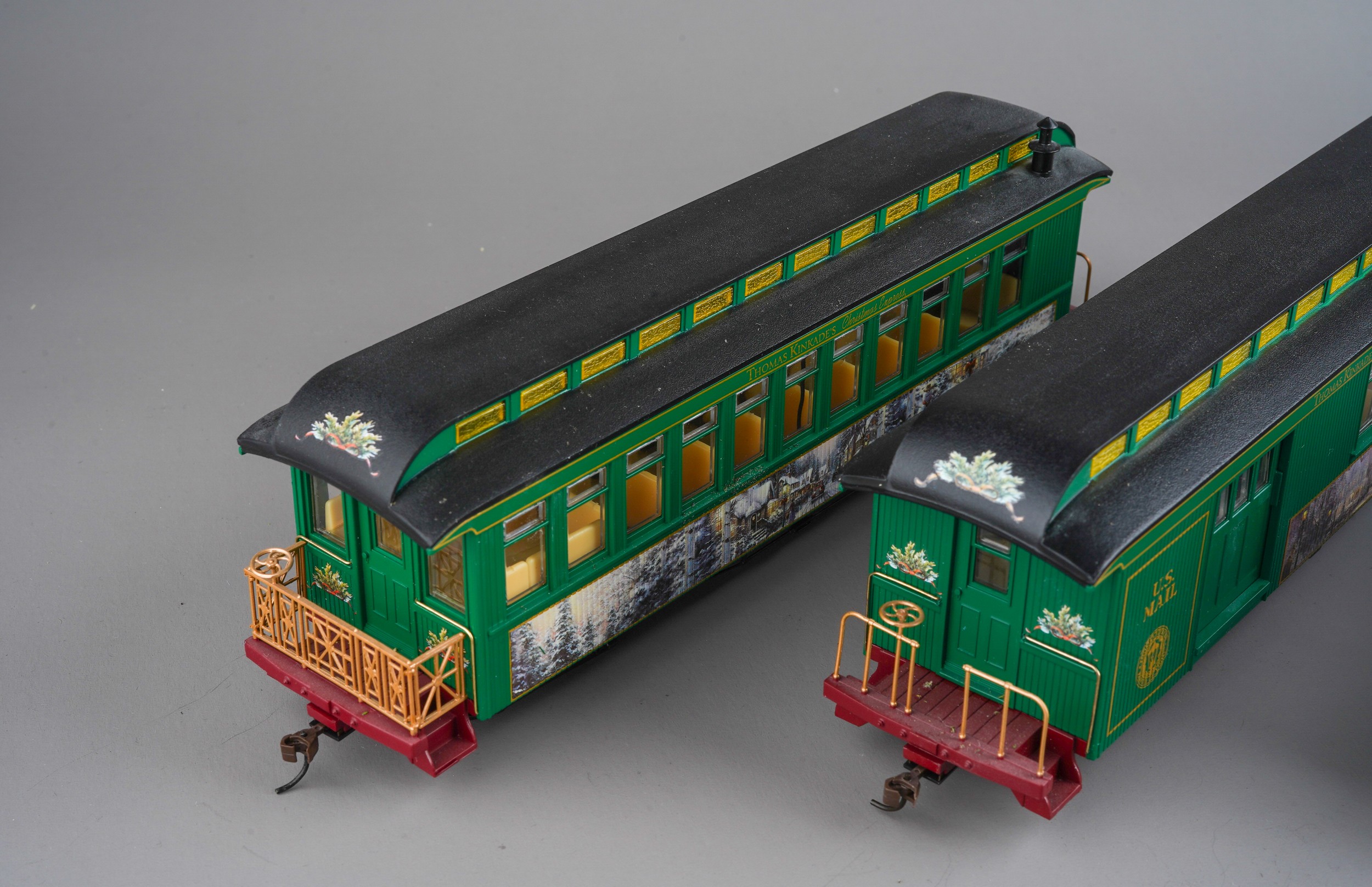 Bachmann 0 gauge train set Thomas Kinkade's Christmas Express, locomotive, tender and 3 cars - Image 4 of 4