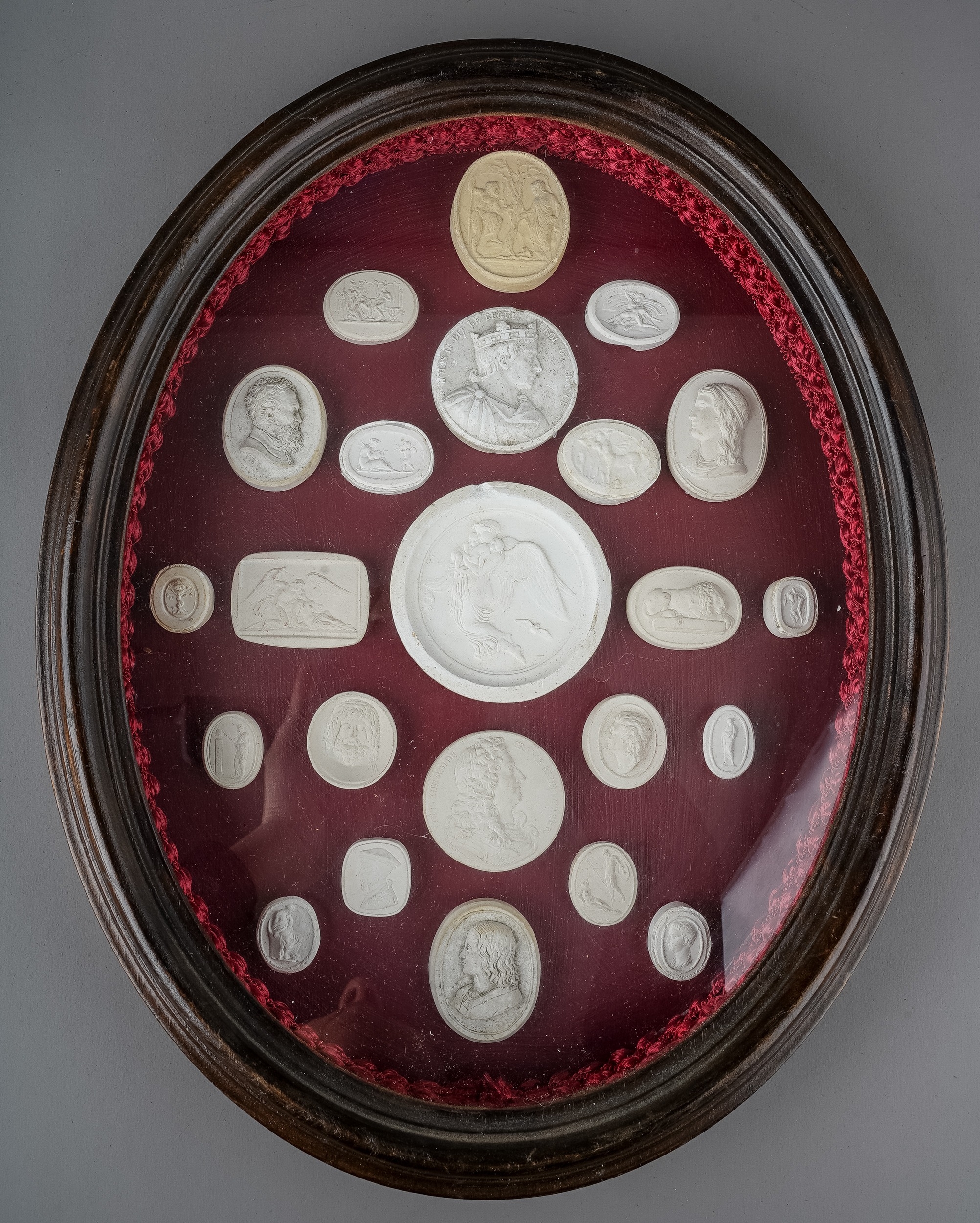 Twenty three 19th Century style Grand Tour plaster intaglios, various sizes depicting Monarchs,