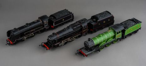 Collection of 00 gouge trains to include LNER 8509, LMS 5241 and Hornby 30927