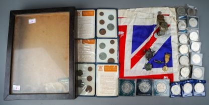 British Coins to include: three cased Britains First Decimal coins and various Royal Commemorative