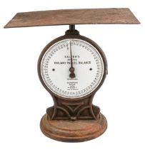 Salters improved Railway Parcel Balance scales, enamel face, approx. 36 cm heigh Some rust to