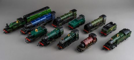 Large collection of train locomotives and tenders to include Southern, LMS, Great Western, North