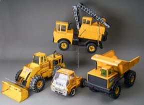 Tonka Toys. Four large scale vehicles - car carrier, loader, 4 wheel crane, dump truck, all