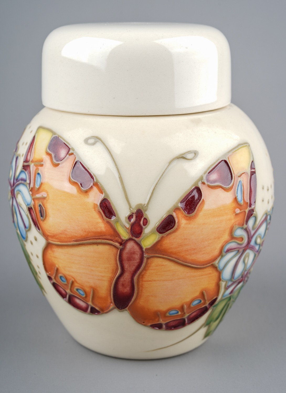 Moorcroft Butterfly ginger jar and cover, dated 1993 - Image 3 of 4