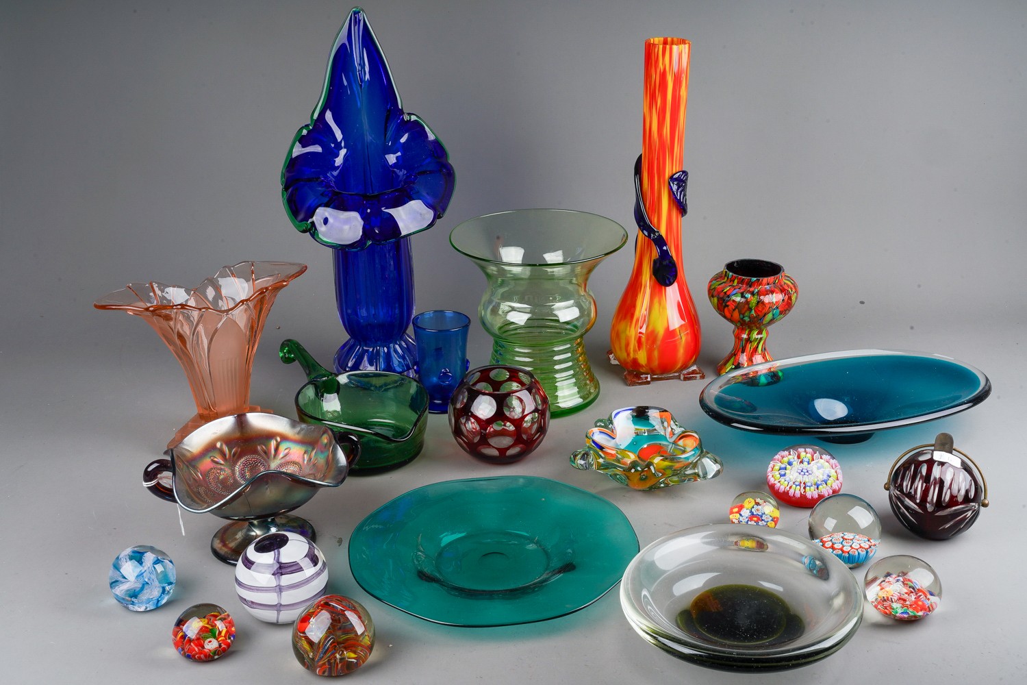 Assorted glass paperweights and Studio style vases and bowls (1 box)