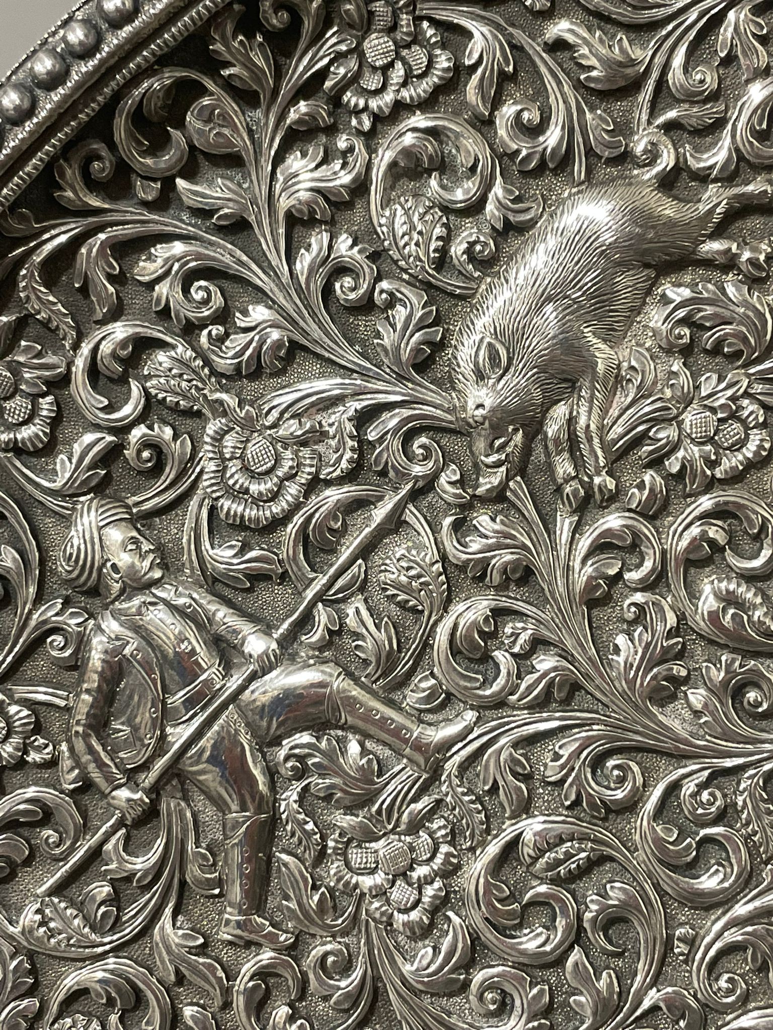 Fine late 19th century Indian Kutch silver tray attributed to Oomersi Mawji of Bhuj. Decorated - Image 3 of 5