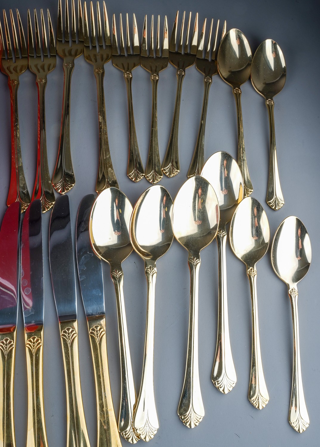 Two boxed gold plated Santa Cruz 20 piece cutlery sets together with another 20 piece loose set - Image 4 of 4