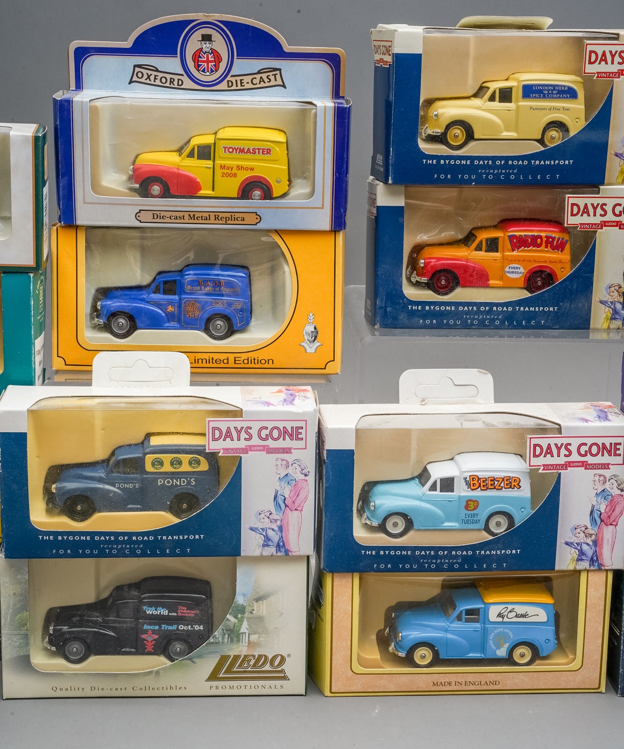 Lledo Days Gone Collection of 23 boxed Morris Minor vehicles including rare special production model - Image 3 of 4