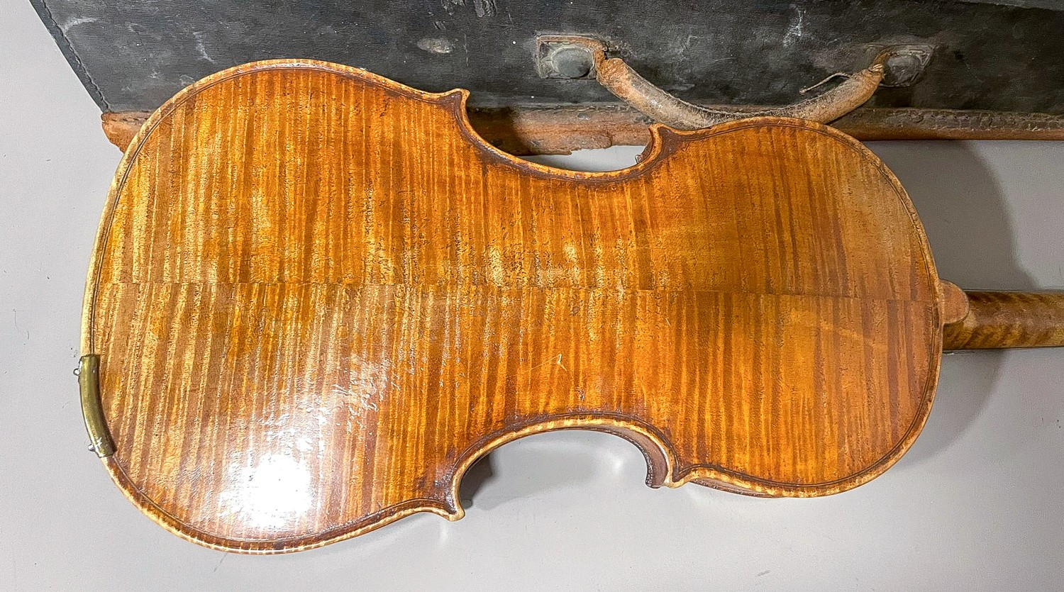 Antique violin, internal paper label reads “Copie de Gaspar da Salo in Brescia” Two piece back, - Image 7 of 8