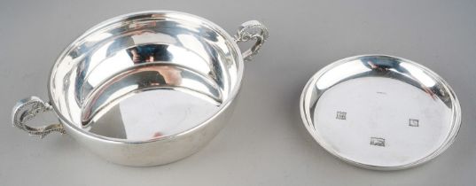 A Modern silver two handled plain circular tasting bowl, ornate hallmarked by Francis Howard,