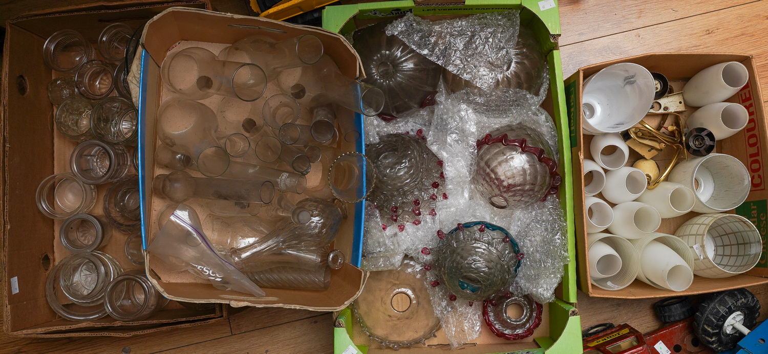 A large collection of assorted glass to include condiment jars, chandelier / oil lamp parts, glass - Image 4 of 4