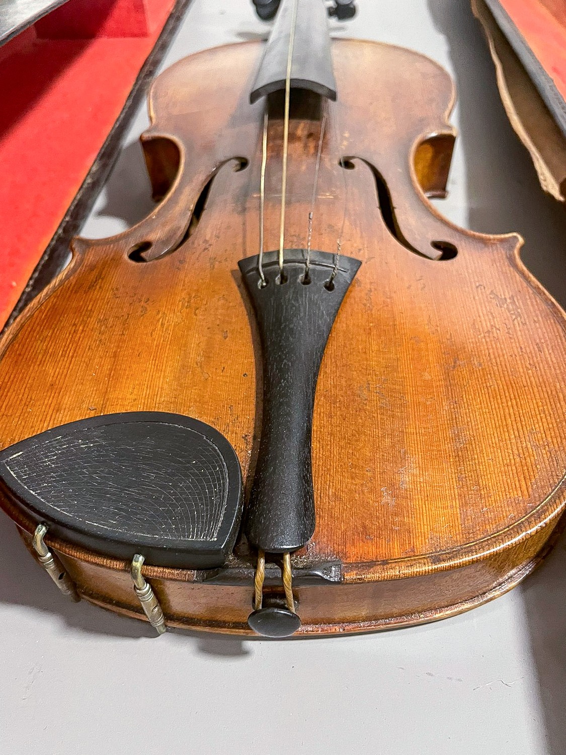 Antique violin, internal paper label reads “Copie de Gaspar da Salo in Brescia” Two piece back, - Image 6 of 8