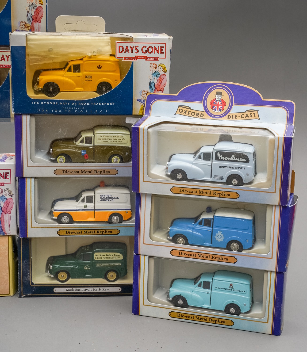 Lledo Days Gone Collection of 23 boxed Morris Minor vehicles including rare special production model - Image 4 of 4