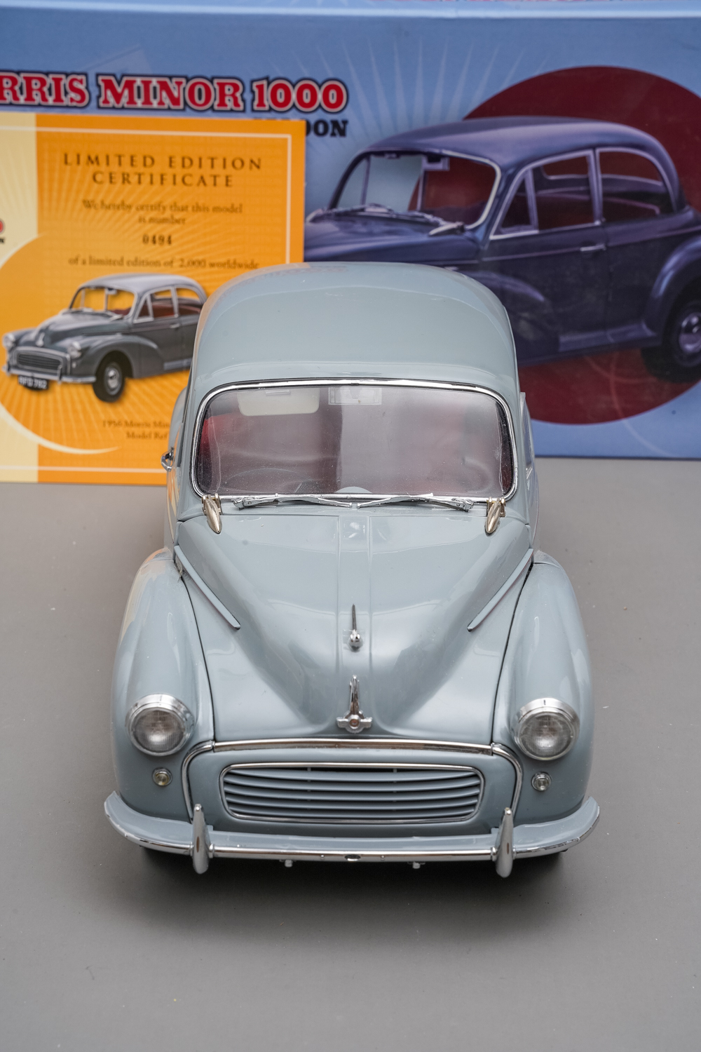 Sun Star 1/12 scale 1956 Morris Minor 1000 Saloon Boxed. - Image 2 of 6