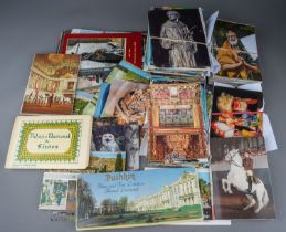 A large collection of 20th Century Worldwide colour tourist topographical postcards (Q) 1 bag