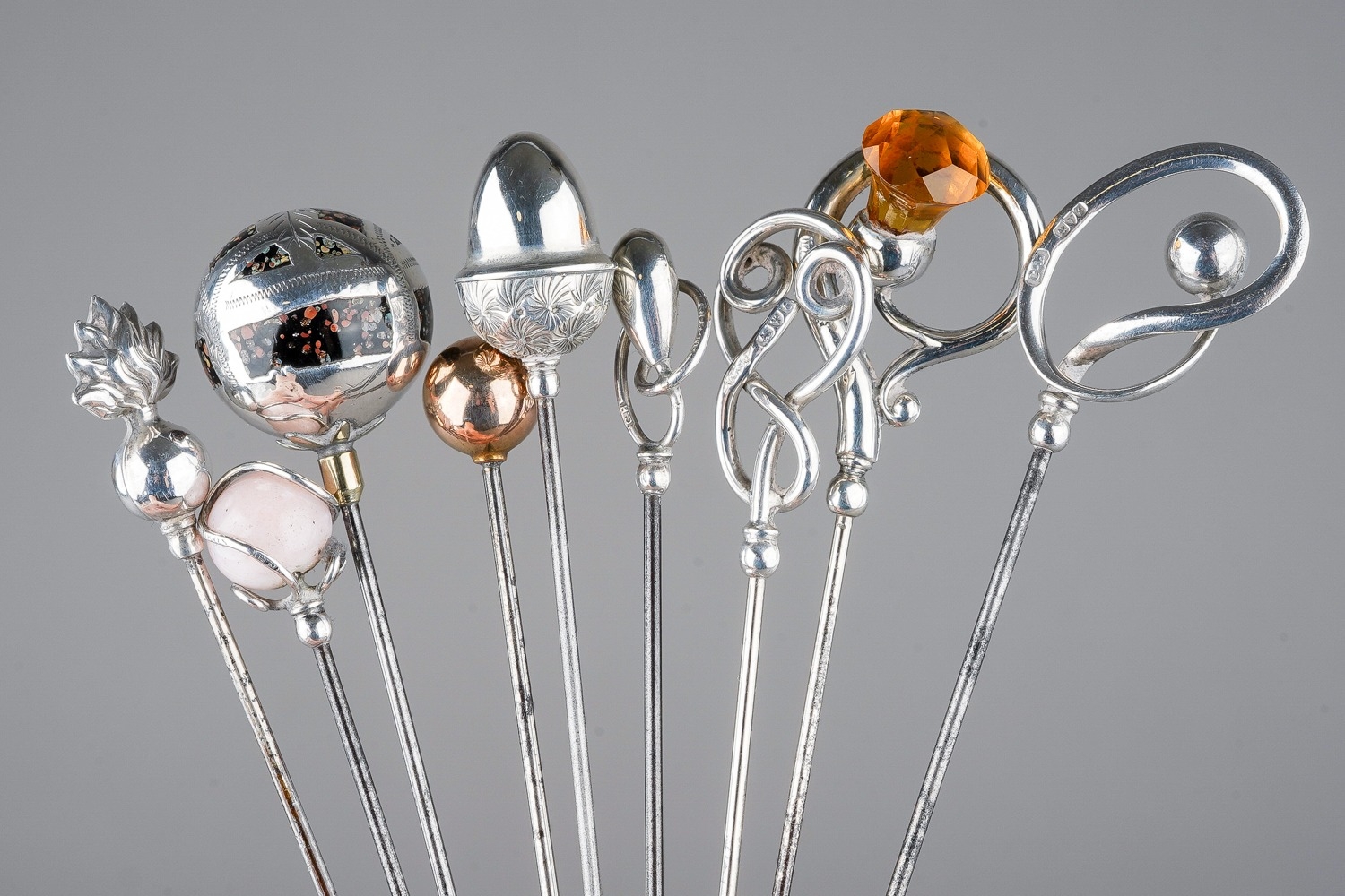 A collection of five various early 20th Century silver mounted Charles Horner hat pins, all - Image 4 of 4