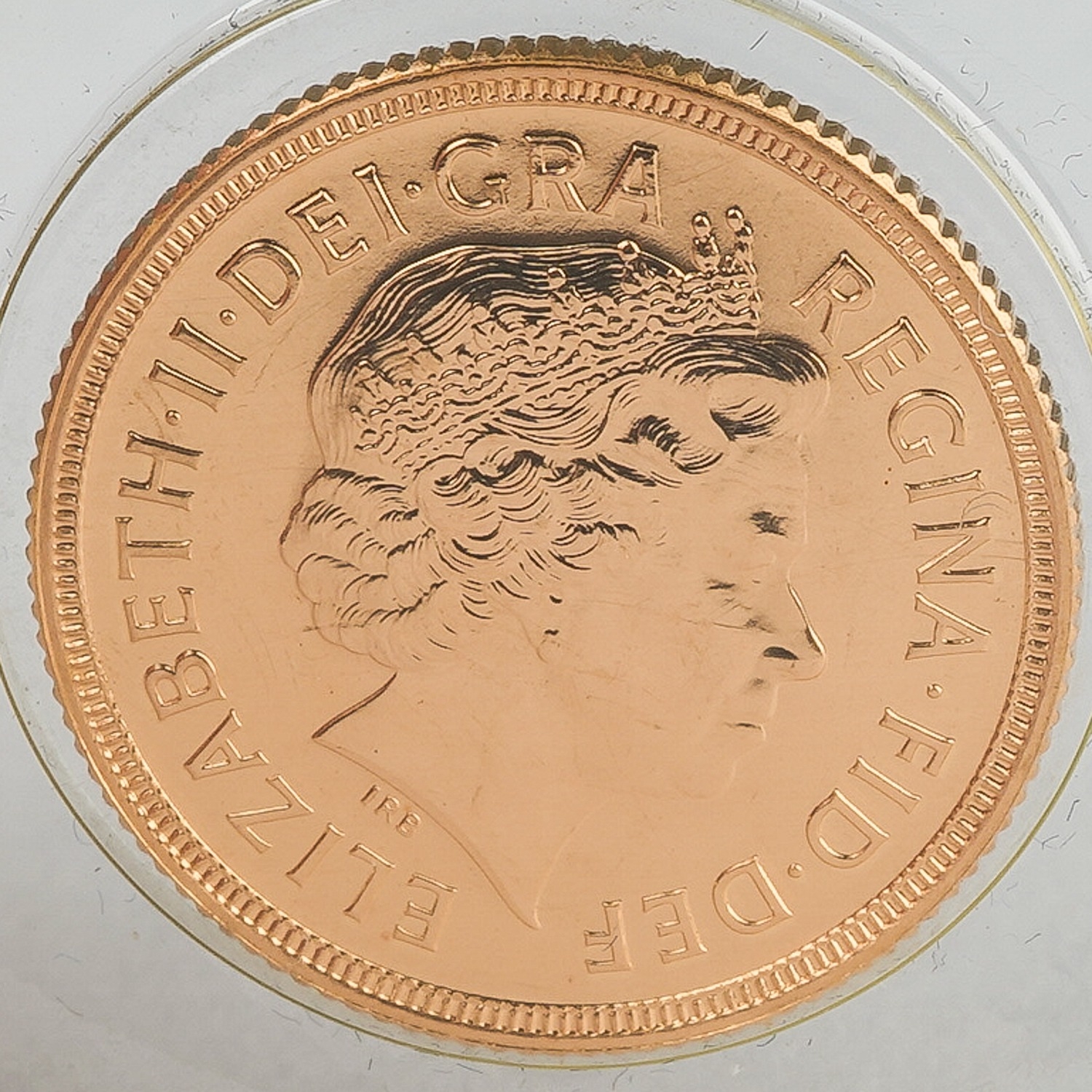 Proof gold sovereign in box, year 2000. In good condition - Image 2 of 3