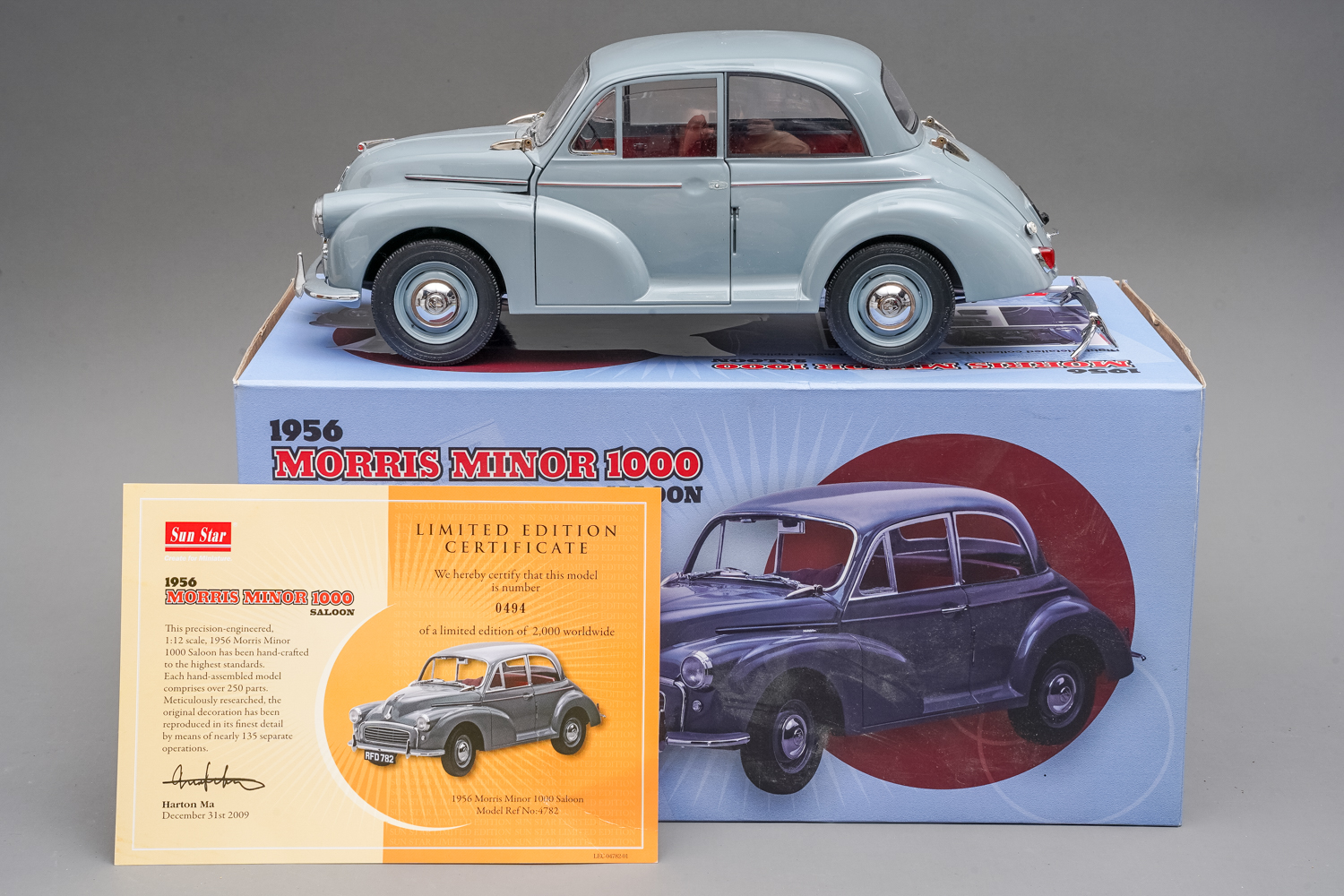 Sun Star 1/12 scale 1956 Morris Minor 1000 Saloon Boxed.