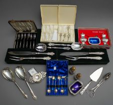 A collection of silver plate, EPNS to include: vintage boxed Grenadier silversmiths Georgian style