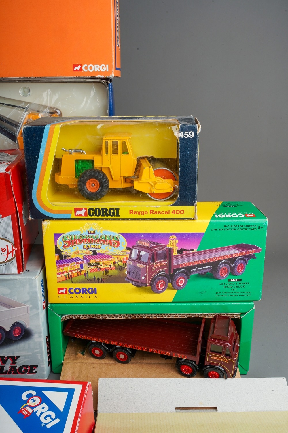 Corgi. 12 boxed commercial vehicles including 459 Raygo Rascal - Image 5 of 5