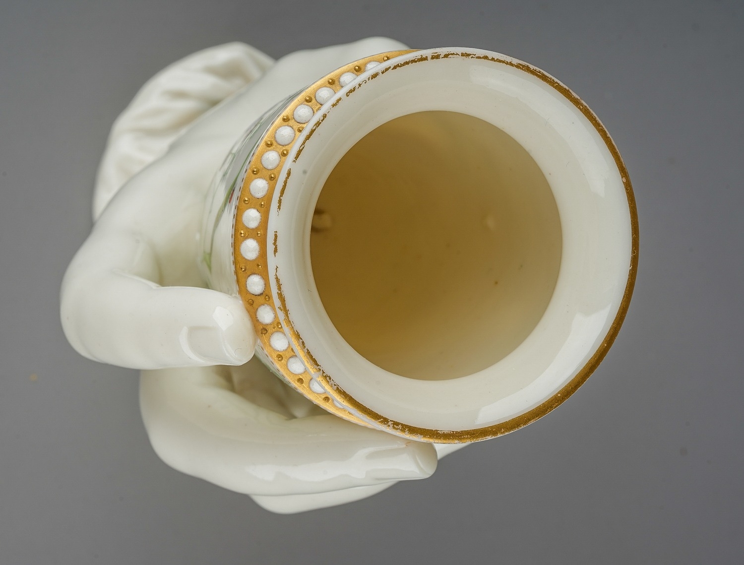 Royal Worcester porcelain Mrs Hadley’s hand vase. Impressed Worcester and diamond registration marks - Image 4 of 6