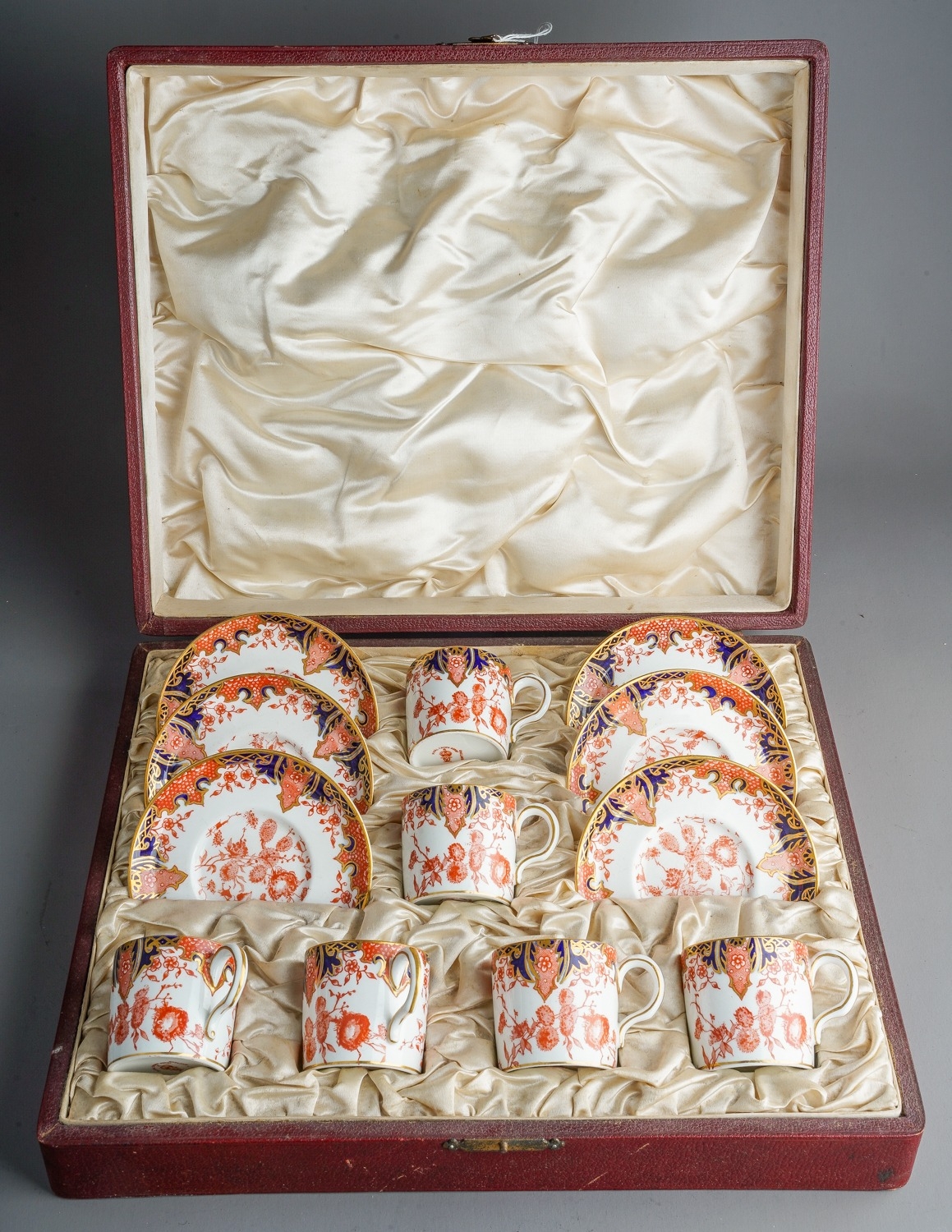 A boxed Royal Crown Derby coffee set in 2712 pattern comprising of 6 coffee cups and saucers - Image 2 of 6