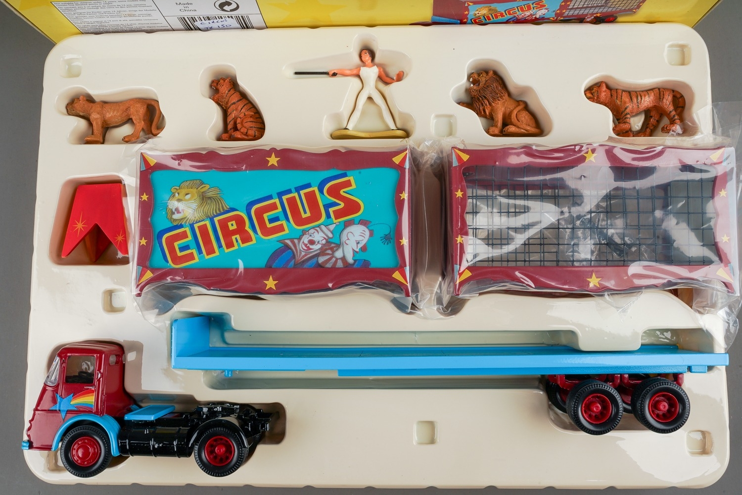 Corgi CP10502 Royal Mail Ltd Edition Circus ERF with animal cage trailer. Mint boxed (1) - Image 2 of 4