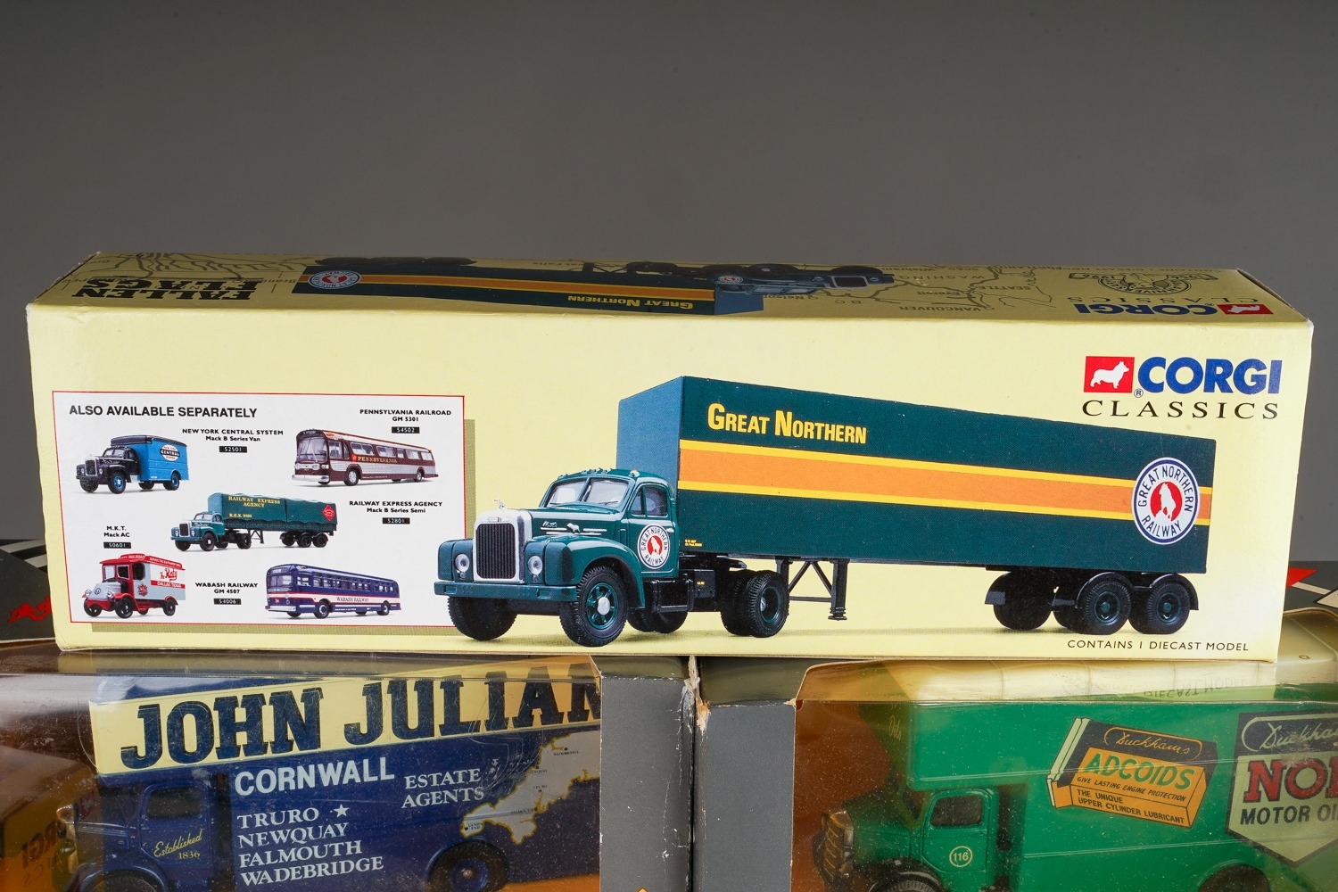 Corgi classics commercial vehicles to include Bedford Pantechnicon x 7 and brewery series. Boxed (